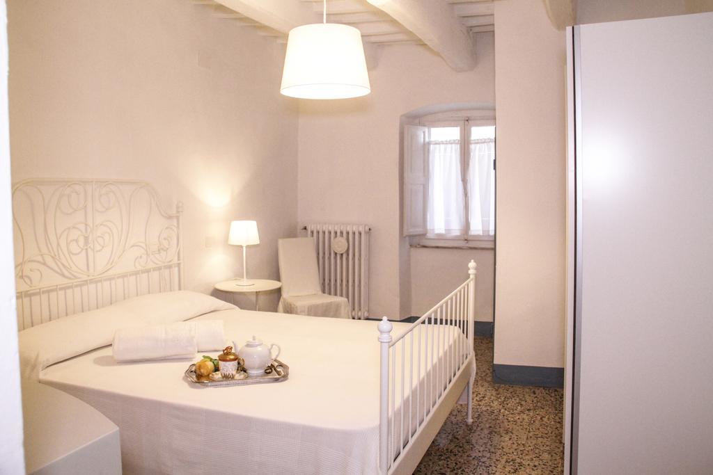 Abitare Il Borgo Piazza Del Popolo Apartman Castagneto Carducci Kültér fotó