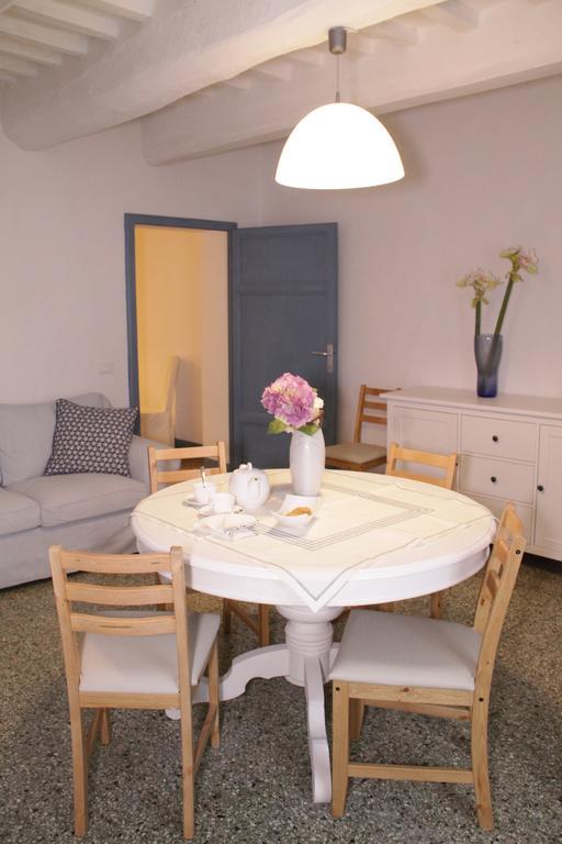 Abitare Il Borgo Piazza Del Popolo Apartman Castagneto Carducci Kültér fotó